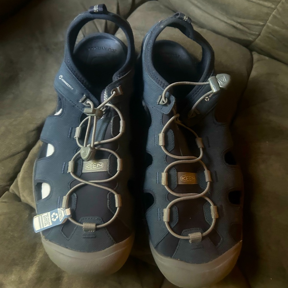 Blue Men's 13 Keen Newport H2 sandals. Never worn, perfect condition, NWT